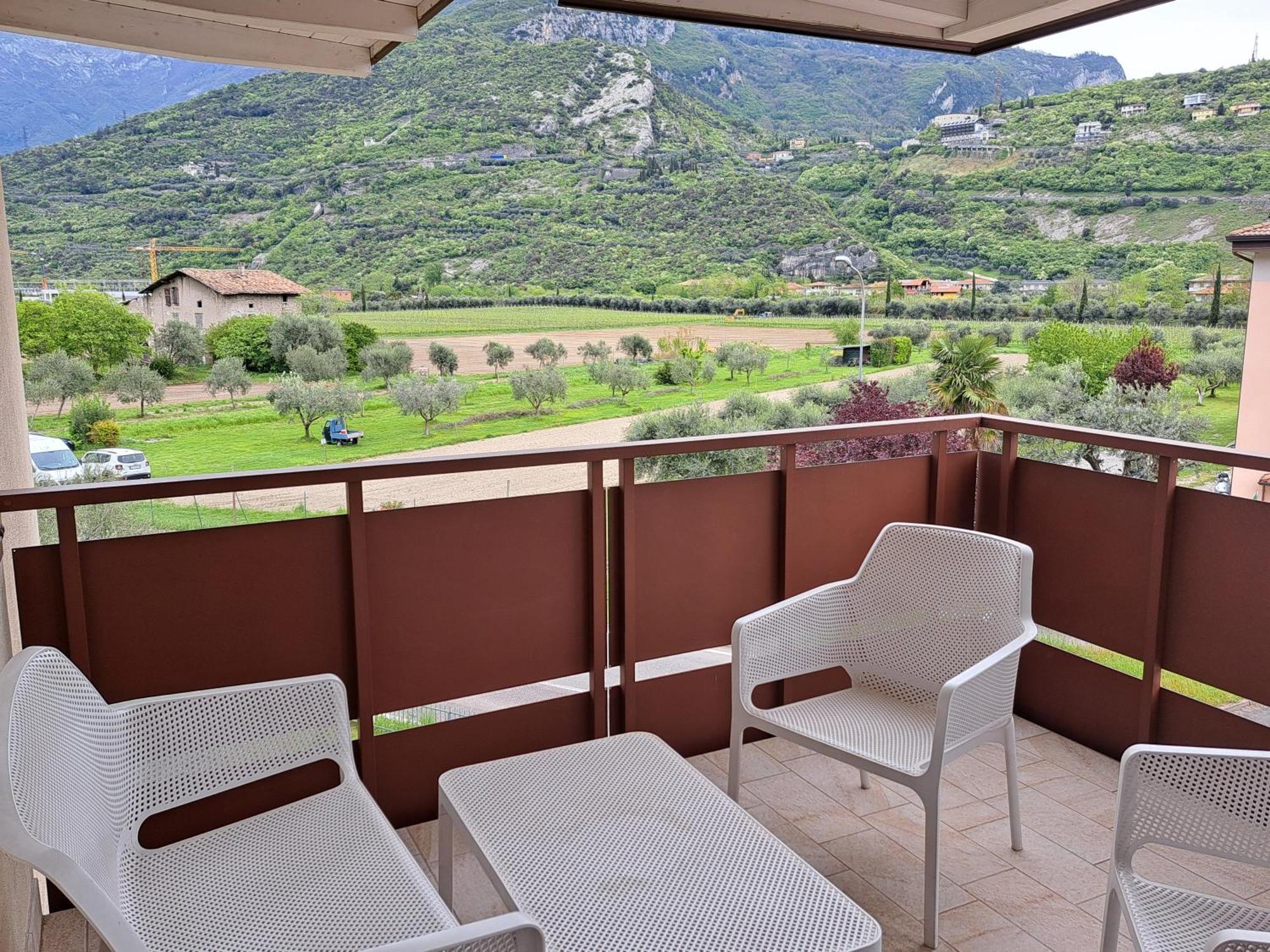Conca D'Oro B&B And Apartments Torbole Sul Garda Екстериор снимка