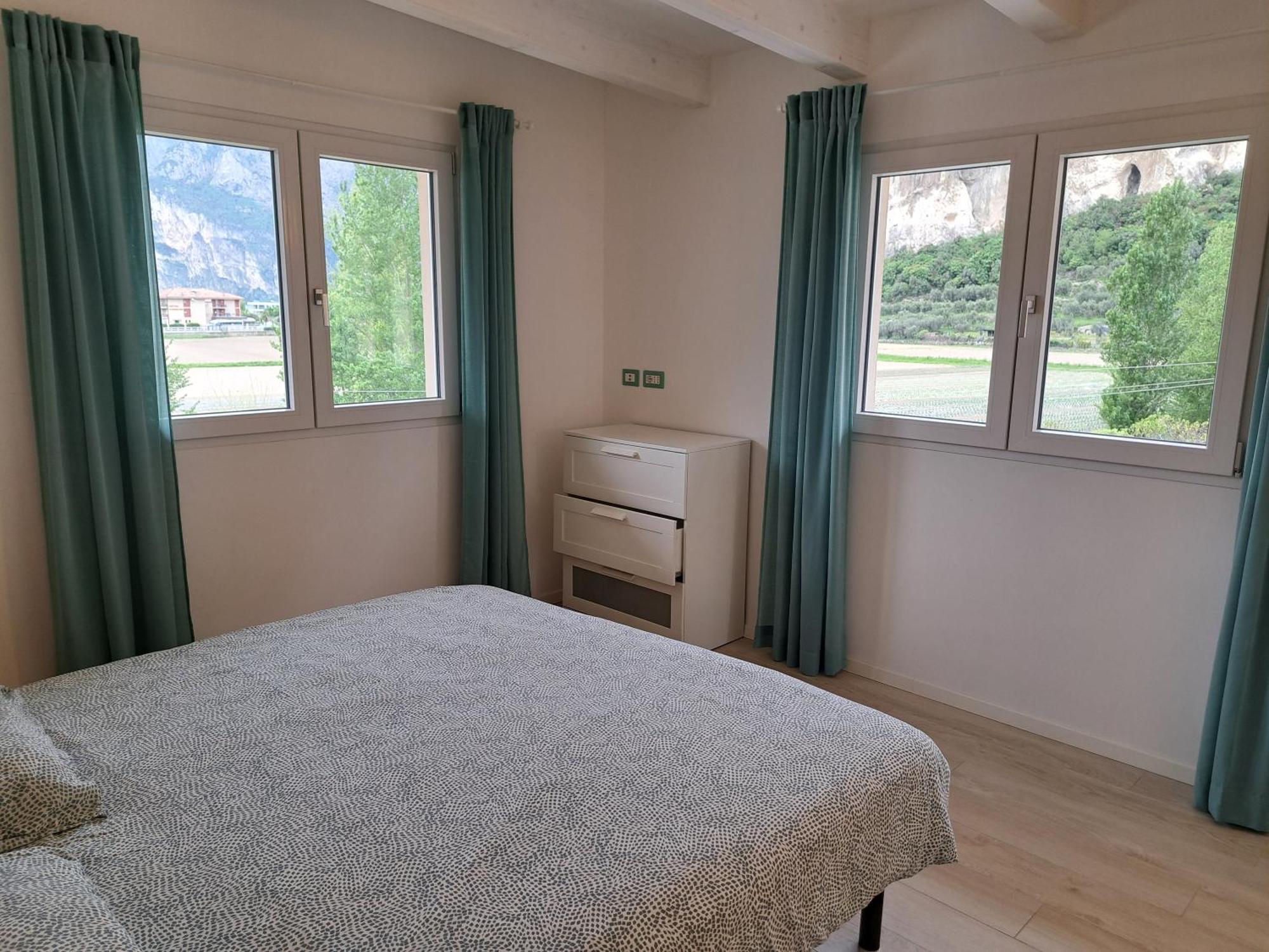 Conca D'Oro B&B And Apartments Torbole Sul Garda Екстериор снимка